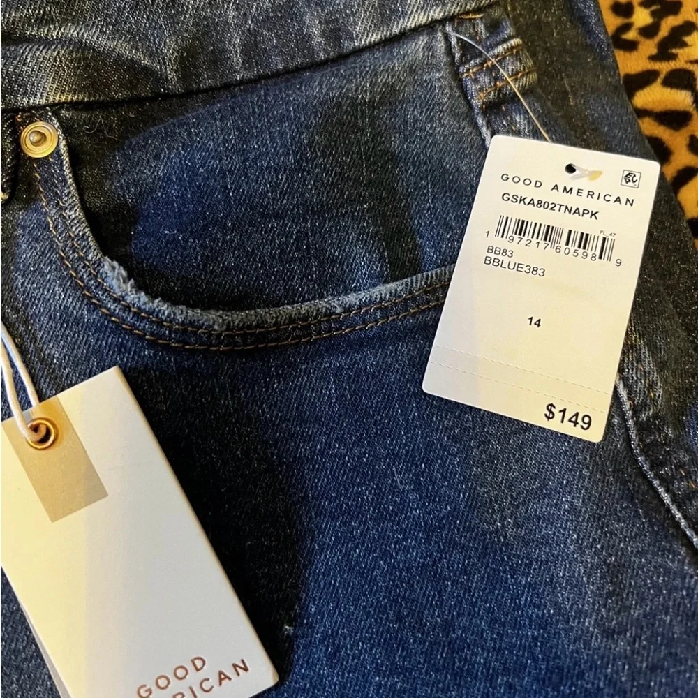 NWT Good American Women's 14
Good Skate High Rise Wide Leg
Jeans in BBBlue383 - Picture 3 of 15